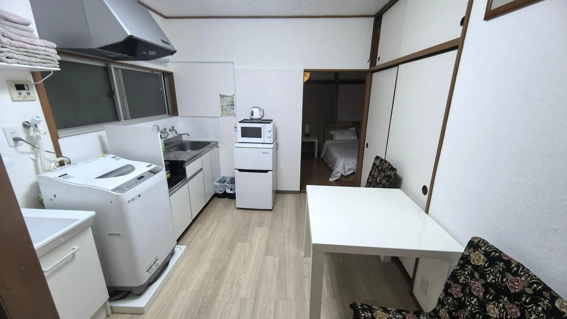 Uhome Tsubame Apartment Tokió Japán